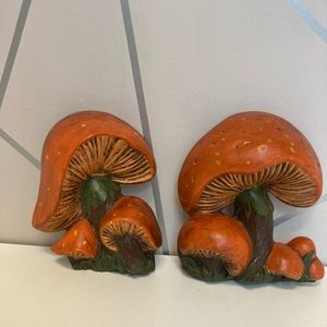 Set of 2 Duncan ceramic hanging wall art mushrooms